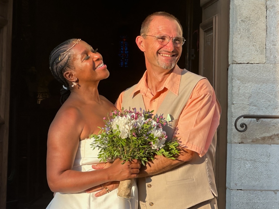 1 Happy Wife